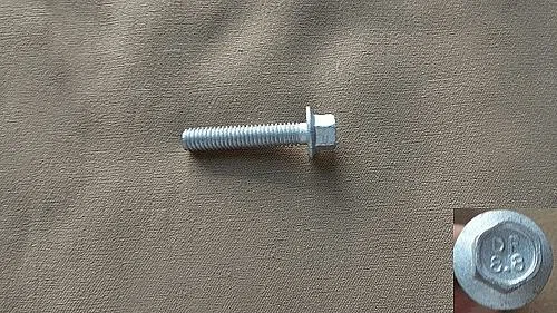 Шестигранный болт арт. Q1840630FDE