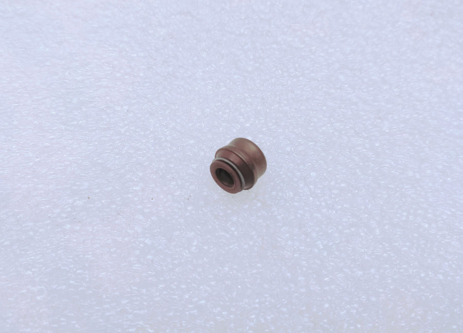 Маслоотражательный колпачок для автомобиля Haval H9. арт. 1007100AEC01