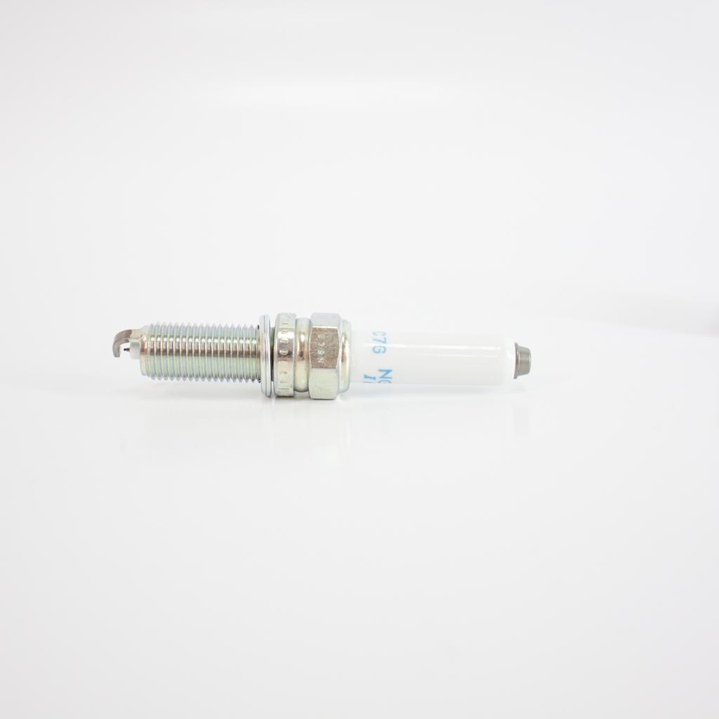 Свеча зажигания Tank 300 арт. 3707100WEC05